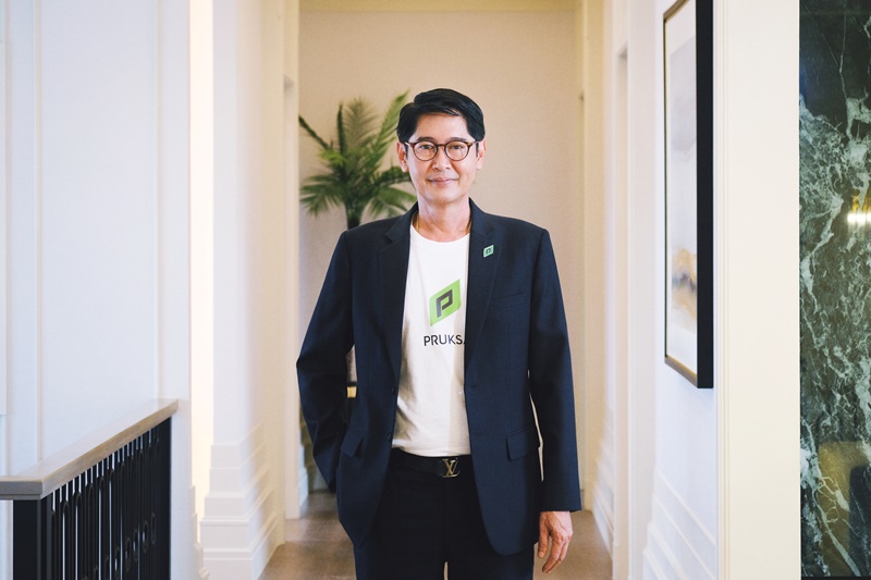 ฝันมีบ้าน ไม่ต้องรอ! “พฤกษา” ปรับโมเดล “PRUKSA PASS ผ่านง่าย ๆ ย้ายเข้าเลย”  ต่อยอดครอบคลุมโครงการทุกประเภท ทั้ง บ้านและคอนโดมิเนียม ก็เข้าอยู่ได้ทันที