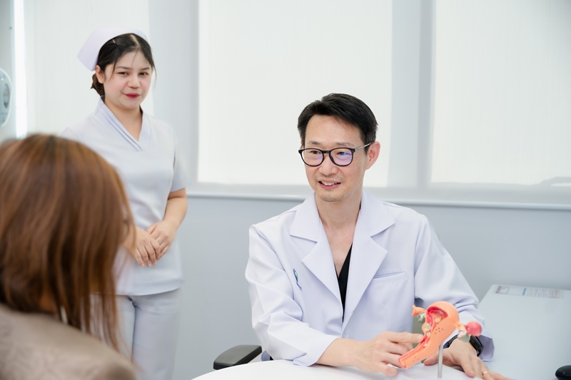  ผู้หญิงปัสสาวะเล็ด อาจไม่ใช่เรื่องเล็ก แพทย์ รพ.วิมุต เตือนเสี่ยง “มดลูกหย่อน”